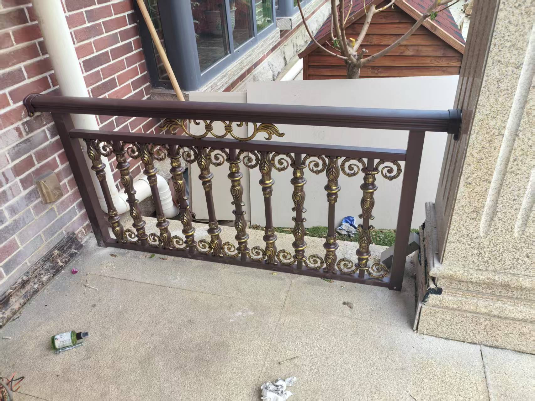 陽(yáng)臺(tái)欄桿LO-YT-12